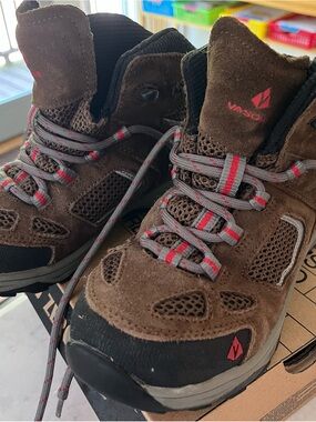 Vasque Brown Suede Kids Hiking Boots with Gray and Red Details